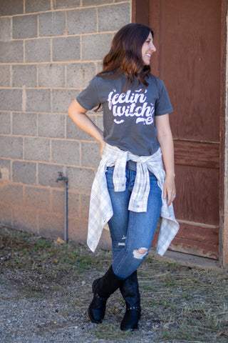 Feelin' Witchy Tee